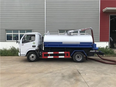 東風(fēng)小型吸糞車 多利卡系列吸糞車真空泵價(jià)格全解析